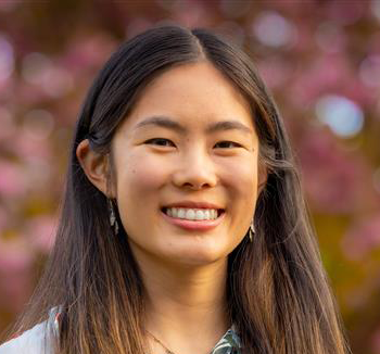 Kelly Jiang Headshot