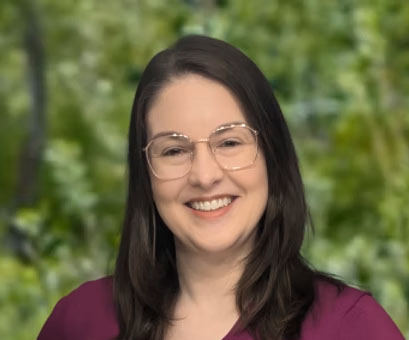 Lindsey Walsh Headshot